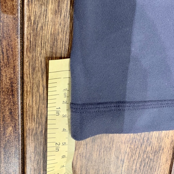 β¨ SOLD β¨ Lululemon Cropped Leggings π¦ - Picture 7 of 8